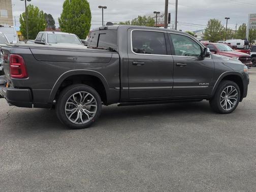 Granite Crystal Clearcoat Metallic 2026 RAM 1500 Tungsten
