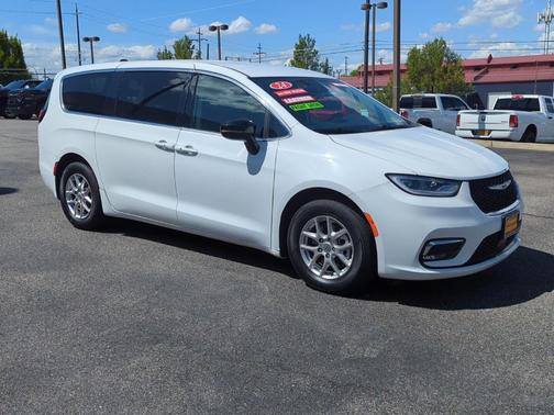 Bright White Clearcoat 2024 Chrysler Pacifica Touring-L