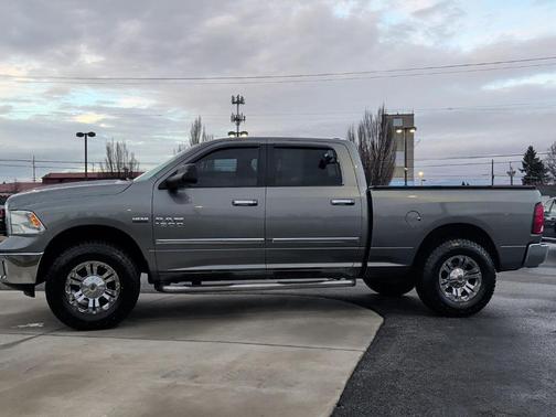 2013 RAM 1500 SLT