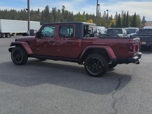 Snazzberry Pearlcoat 2021 Jeep Gladiator Sport