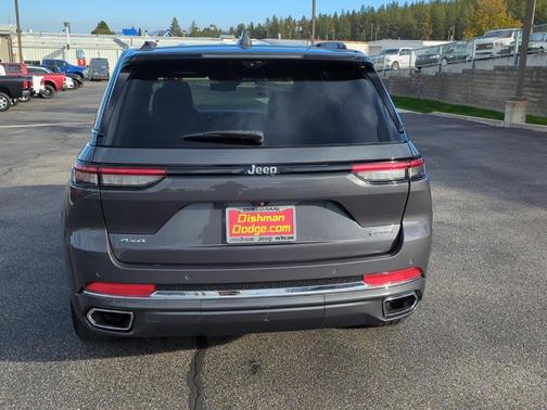 2022 Jeep Grand Cherokee Overland