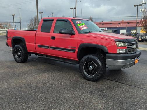 2005 Chevrolet Silverado 2500 LS H/D Extended Cab