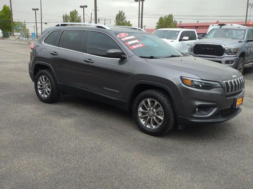 Granite Crystal Clearcoat Metallic 2019 Jeep Cherokee Latitude Plus