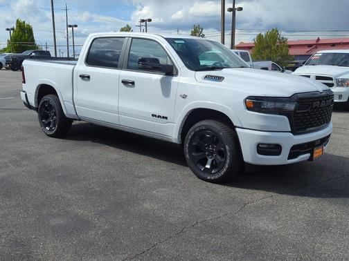 Bright White Clearcoat 2026 RAM 1500 Big Horn
