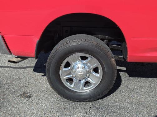 Flame Red Clearcoat 2014 RAM 2500 SLT