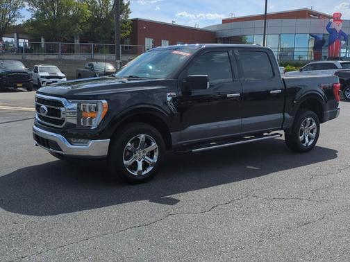 Agate Black Metallic 2022 Ford F-150 XLT