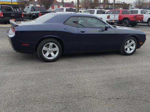 2013 Dodge Challenger SXT