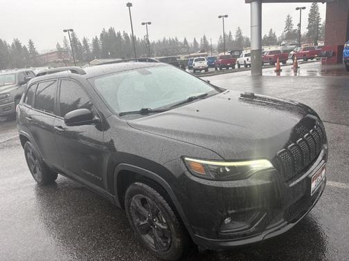 Diamond Black 2019 Jeep Cherokee Latitude Plus