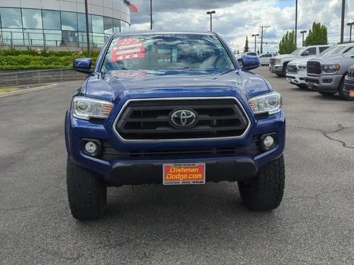 Blue Crush Metallic 2022 Toyota Tacoma SR5