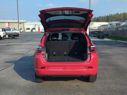 2023 Jeep Compass (RED) Edition