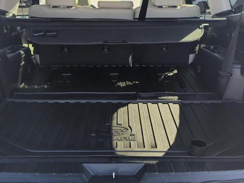 2021 Subaru Ascent Limited 8-Passenger