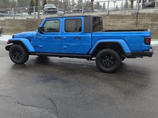 2021 Jeep Gladiator Sport