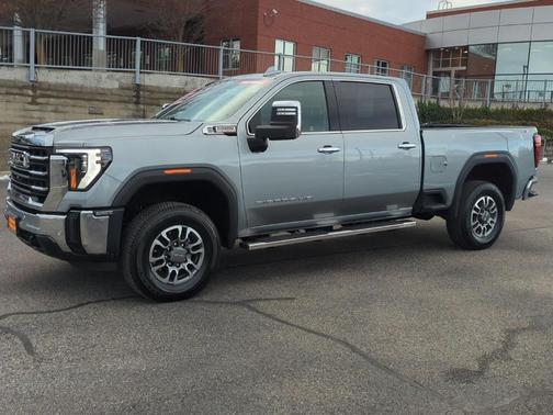 2025 GMC Sierra 2500 SLT