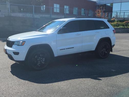 2019 Jeep Grand Cherokee Upland