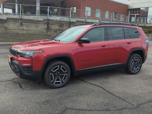 2026 Jeep Cherokee LAREDO/LIMITED