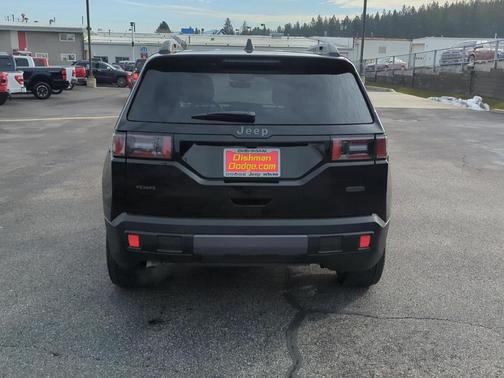 2026 Jeep Cherokee Overland