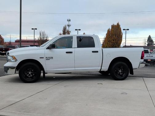 2022 RAM 1500 Classic SLT