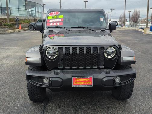 2022 Jeep Gladiator Sport