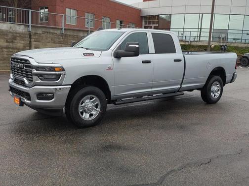 Silver Zynith 2026 RAM 3500 Tradesman