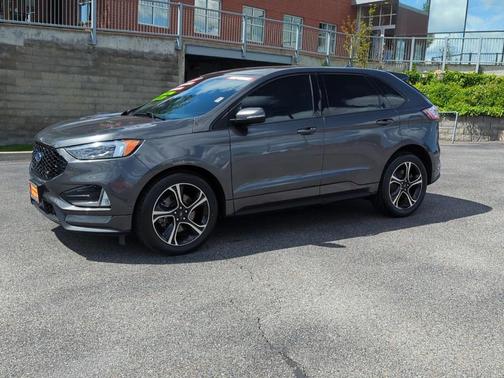 Magnetic Metallic 2019 Ford Edge ST