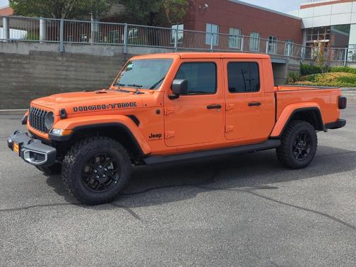 2025 Jeep Gladiator Sport