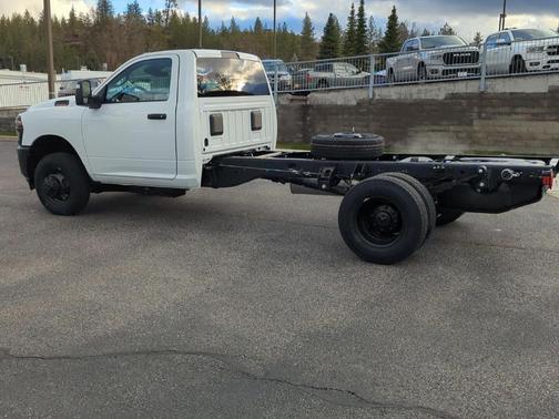 2026 RAM 3500 TRADESMAN