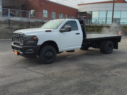 2026 RAM 3500 Tradesman/Big Horn