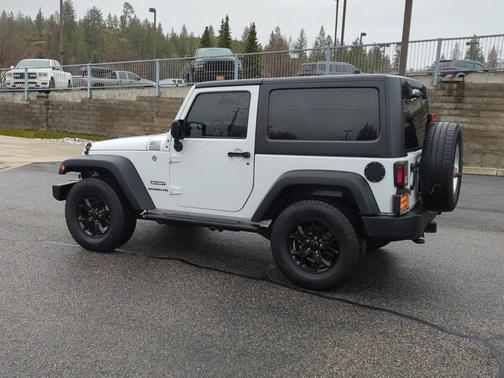 2016 Jeep Wrangler Sport