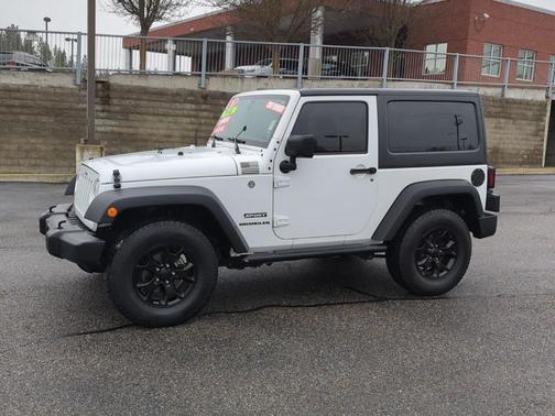 2016 Jeep Wrangler Sport