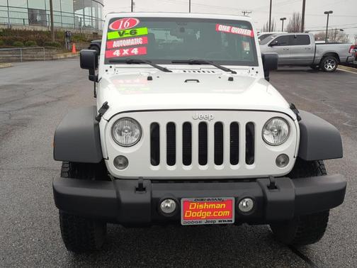 2016 Jeep Wrangler Sport