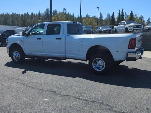 Bright White Clearcoat 2026 RAM 3500 Tradesman