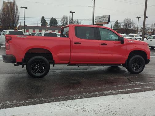 2022 Chevrolet Silverado 1500 Custom Trail Boss