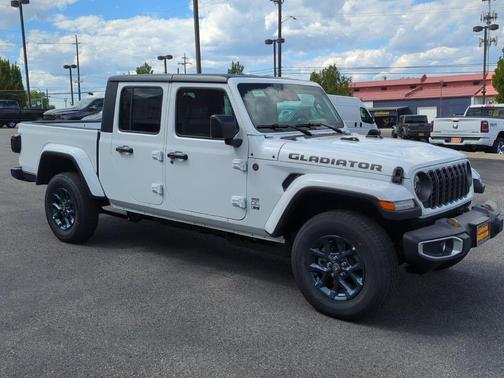 Bright White Clearcoat 2026 Jeep Gladiator 85th Anniversary Edition