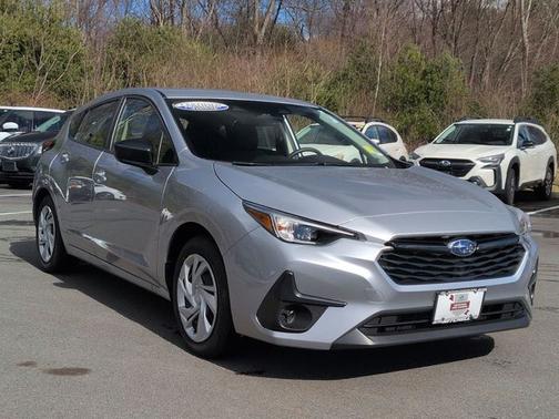 Ice Silver Metallic 2025 Subaru Impreza