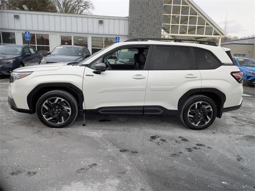 2025 Subaru Forester Limited Hybrid