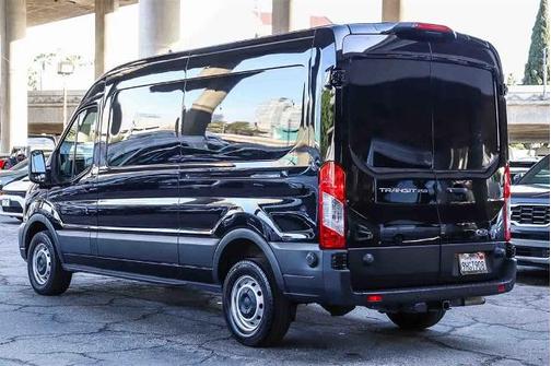 2023 Ford Transit-250 