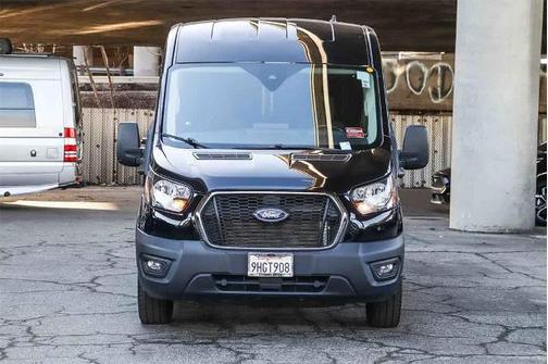 2023 Ford Transit-250 