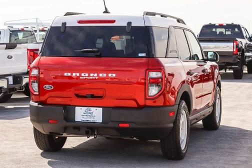 HOT PEPPER RED METALLIC TC 2024 Ford Bronco Sport HERITAGE