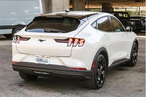 2024 Ford Mustang Mach-E SELECT