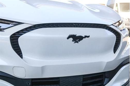 2024 Ford Mustang Mach-E SELECT