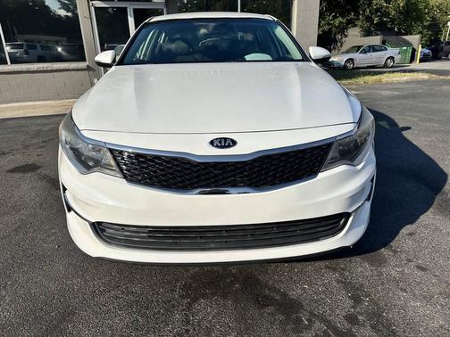 2018 Kia Optima LX