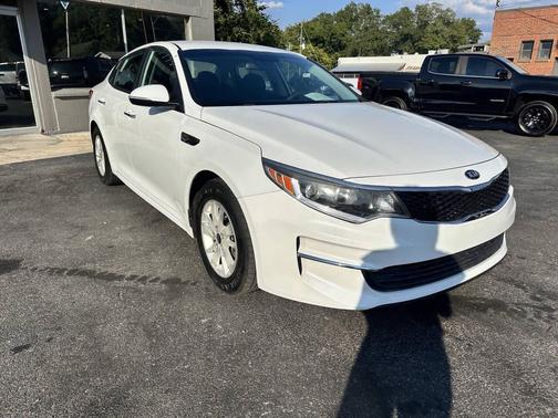 2018 Kia Optima LX