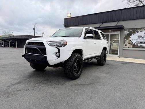 2018 Toyota 4Runner SR5