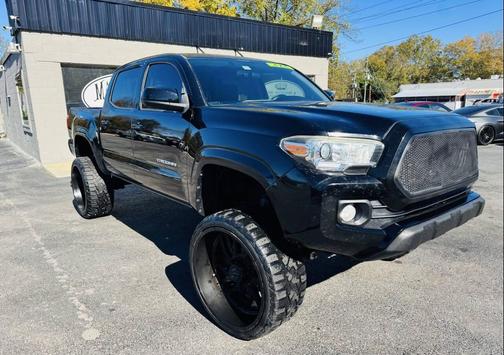 2016 Toyota Tacoma SR5