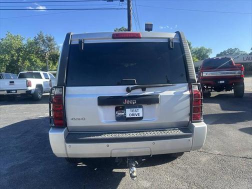2007 Jeep Commander Sport