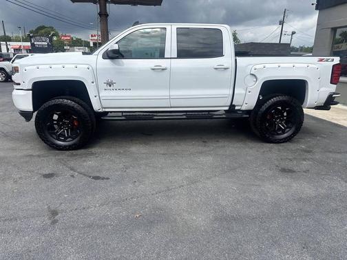 2018 Chevrolet Silverado 1500 2LT