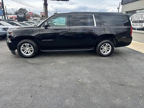 2017 Chevrolet Suburban LT