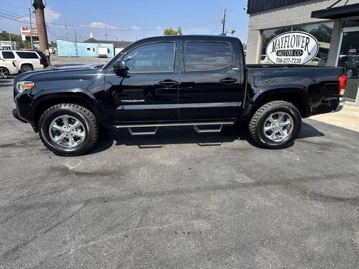 2017 Toyota Tacoma SR5