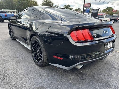 2017 Ford Mustang GT Premium