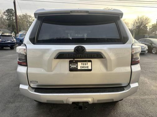 2018 Toyota 4Runner SR5